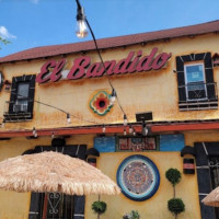 El Bandido food