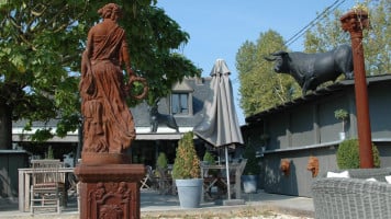 Le Bistrot de la Bulle outside