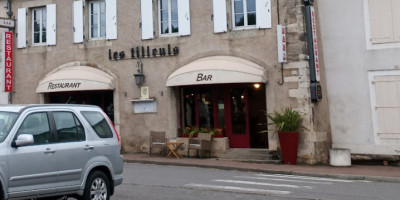 Restaurant Bar Les Tilleuls outside