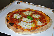 Pizzeria D'asporto Lunapiena food