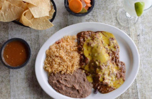 Molina's Cantina food