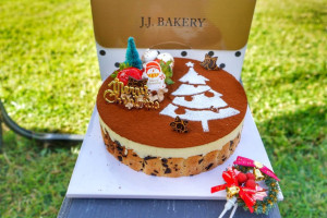 Jj Bakery food