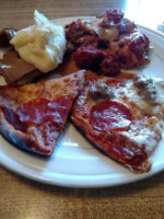 Mansetti's Pizza & Pasta food