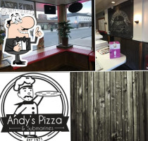 Andy's Pizza inside