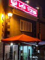 Bar Las Tejitas inside