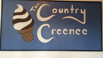 The Country Creemee outside