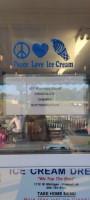 Ice Cream Dream outside