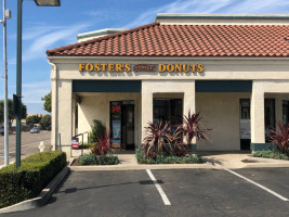 Foster's Donuts food