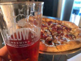 Yellow Sun Pizza And Pints food