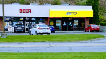 Beer Bets And Butts outside