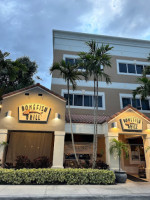 Bonefish Grill Lake Worth outside