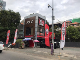 Kfc (bkk) outside