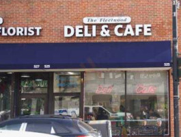 Fleetwood Deli Cafe outside