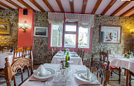 Hostal El Roser food