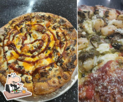 Boboys Pizza And Donair food