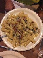 Gina's Italian Cuisine food
