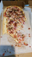 Kustom Pizza And Subs food