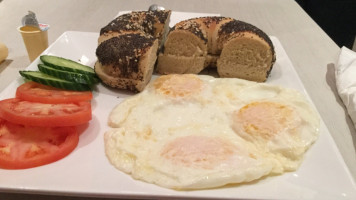 Kiva's Bagel Bakery & Restaurant food