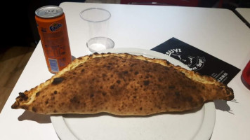 Vesuvi Pizza food