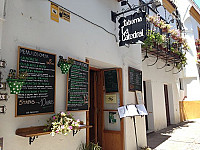 Taberna La Catedral outside