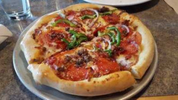 Mackenzie River Pizza, Grill Pub food