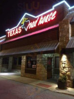 Texas Roadhouse outside