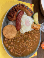 La Colombianita food