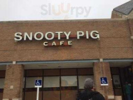 Snootyr Pig Cafe food