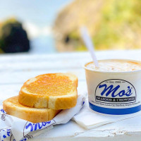 Mo's Seafood Chowder (original) food