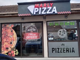 Marly Pizza food