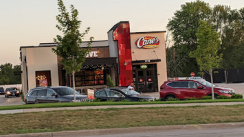 Raising Cane's Chicken Fingers outside