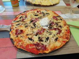 La Pizzaiola Aurillac food