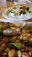 Sampan Chinese Cuisine food