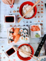 Sushi Ren food