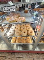 Bosa Donuts food