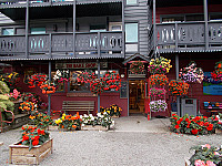 The Bake Shop outside