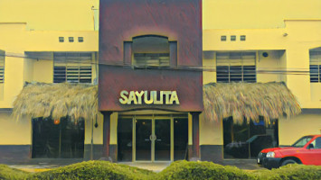 Sayulita outside