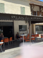 Le Relais Des Quatre Reines food