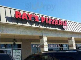Ray's Pizzeria outside