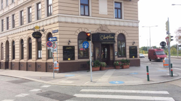 Chaplin Cafe-Restaurant outside