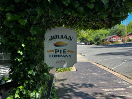 Julian Pie Co outside