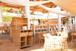 Emporium Lounge Restaurant inside