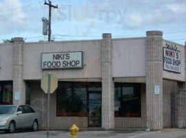 Niki's Food Shop outside