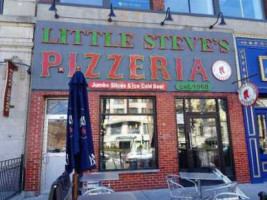 Little Steve's Pizzeria inside