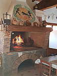 Agriturismo Kornos inside