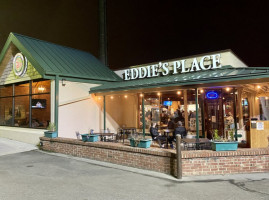 Eddie's Place food