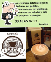 Luna Café food