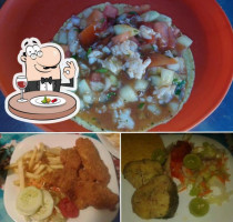 Mariscos El Chore food