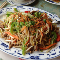 Les Phoenix Du Vietnam food
