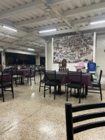 Cafe La Fuente inside